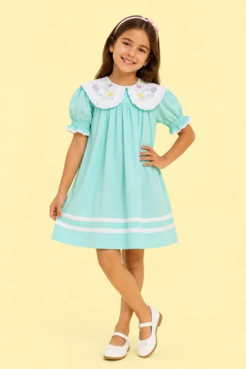 Vestido Infantil Encantado com Gola Bordada à Mão