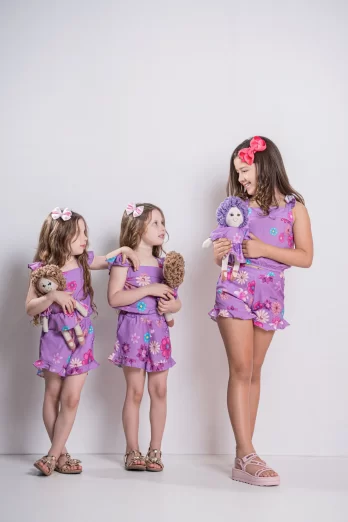 Kit Conjunto Infantil flores lilás e Boneca