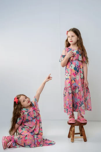 Vestido Infantil Longo com Babados em Seda
