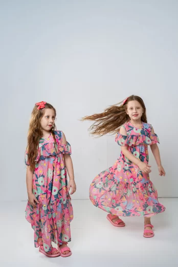 Vestido Infantil Longo com Babados em Seda